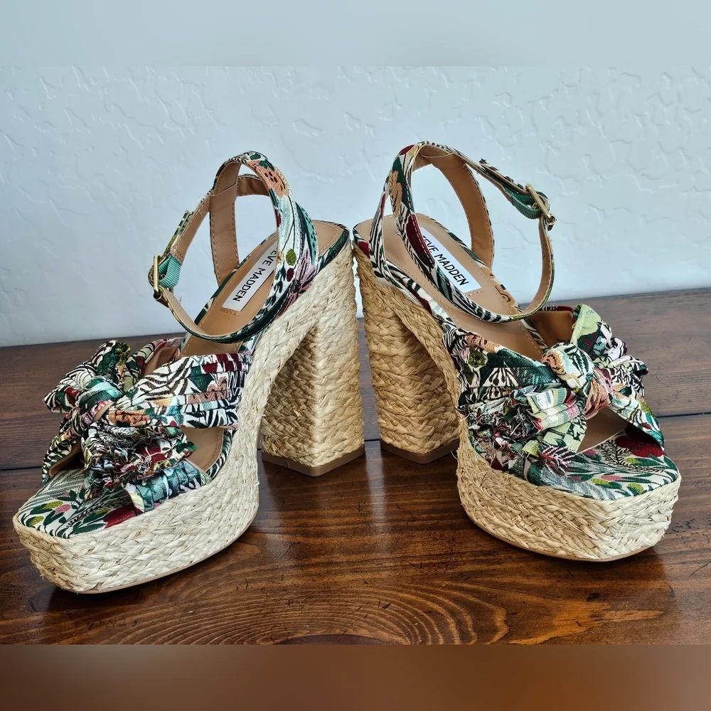 Steve Madden Women's Floral Platform Heels Sandals - Multicolor Size 8 & 9 NWOB
